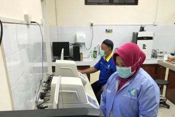 Singapura bantu dua  alat PCR untuk Kepri