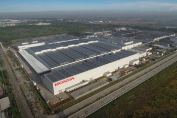 Honda mobil tangguhkan operasional produksi pabrik selama 14 hari
