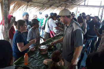 Masyarakat Abar Jayapura tetap produksi gerabah di tengah wabah COVID-19