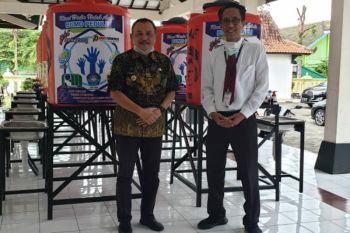 Bank Jateng Cabang Purworejo berikan bantuan perlengkapan cuci tangan pakai sabun