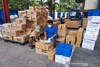 Kemensos salurkan 6.700 paket sembako atasi dampak pandemi COVID-19