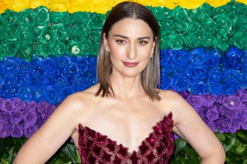 Penyanyi Sara Bareilles sembuh dari corona