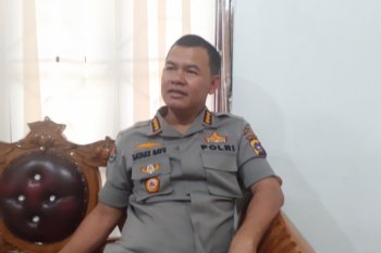Polda Sumbar bubarkan kerumunan massa 1.185 kali sejak pembatasan sosial akibat penularan COVID-19