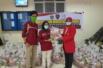 Unhas Makassar bantu penuhi kebutuhan pokok mahasiswa