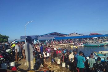 Kerumunan warga masih marak di NTT, Ombudsman: Mestinya ditindak tegas
