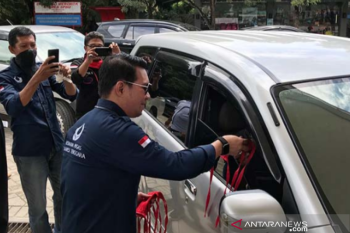 Pertamina dan Hiswana Migas Sultra bagikan masker dan sarung tangan gratis