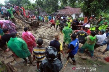 LONGSOR DI TANAH DATAR