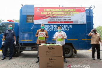 Mensos minta BUMN ikut  aktif salurkan bantuan sosial
