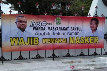 Bupati Bantul menginstruksikan penggunaan masker cegah penularan COVID-19