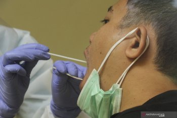 Riau uji  lab swab di RSUD Arifin Achmad