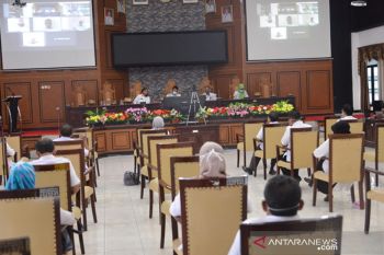 Pemkab Sinjai realokasi anggaran Rp8 miliar untuk penanganan COVID-19
