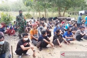 53 TKI pulang dari Malaysia lewat pelabuhan tikus di Bintan