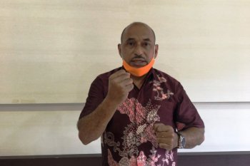 Tokoh agama ajak jemaat berdoa di rumah sambut Paskah