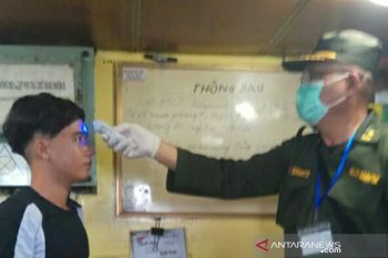 Kapal asing sebelum lego jangkar di Palembang diperiksa lebih dulu di laut lepas