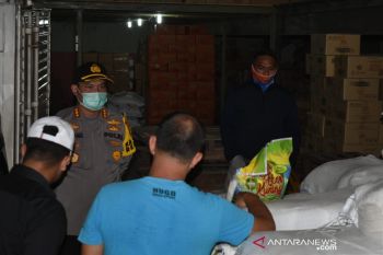 Polresta Pekanbaru sebut stok sembako aman