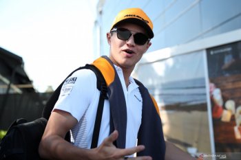 Pembalap F1 tim McLaren Lando Norris semakin populer di dunia balap virtual