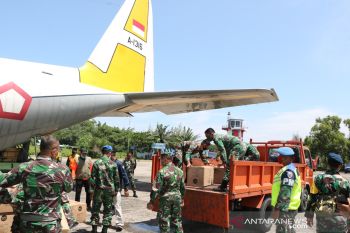 Sumbar dapat bantuan tahap II dari pusat, 2000 APD dan 2000 masker