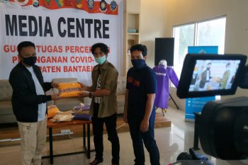 Pemkab Bantaeng berikan sumbangan APD pada JPK Sulsel