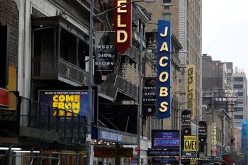Broadway perpanjang penutupan hingga 7 Juni
