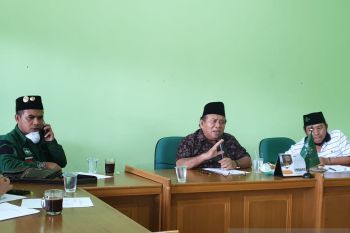 Lembaga Kesehatan NU Sumsel periksa kesehatan  santri ponpes