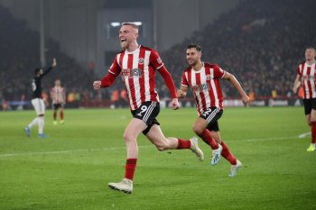 Staf Sheffield United dicutikan tapi gaji tetap dibayar penuh