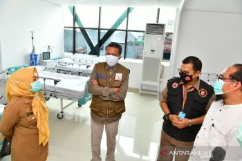 Pemprov  Sulsel salurkan 1.000 APD untuk RSUD Daya Makassar