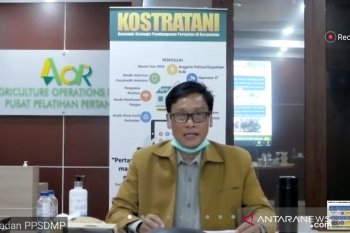 Kementan menqcatat petani muda Indonesia hanya 2,7 juta orang