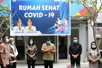 Ratusan santri jalani pemeriksaan kesehatan di Rumah Sehat COVID-19 Palembang