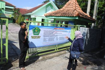 Kantor Kemenag Jember ditutup