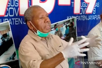 Bupati Jayapura Mathius Awoitauw : Sentani hadapi dua bencana