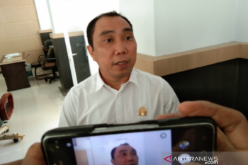 Dewan minta Pemkot Kendari tuntaskan pendistribusian sembako