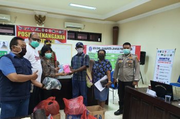 Dinas Koperasi-UMKM Jayapura ajak pengusaha lokal buat masker cegah corona