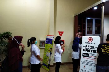 Aksi Sejuta Cangkir Kopi mengampanyekan donor darah pada 20 April