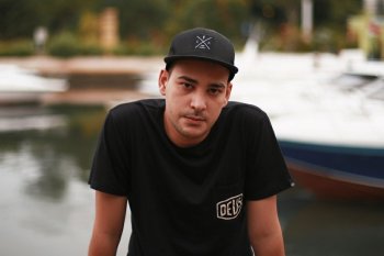 Berita duka dari Ayah Riza Shahab
