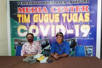 Distrik Kemtuk bangun posko informasi terkait COVID-19