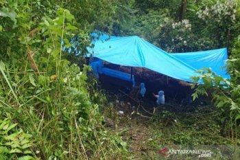 Gubernur Sumbar keluarkan instruksi, tak ada yang boleh tolak pemakaman jenazah COVID-19