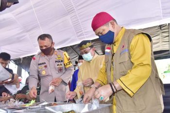 Bupati Inhil : Jangan saling memojokkan saat hadapi wabah COVID-19
