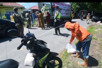 Gubernur Sulteng: Jangan manfaatkan pasar murah untuk menimbun