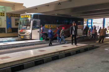 Terminal Giwangan Yogyakarta periksa-data penumpang dari zona merah COVID-19