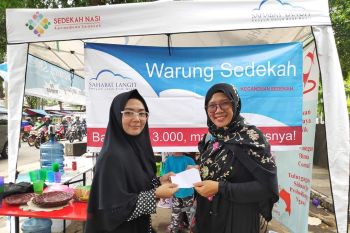 Kisah Rochma Firdaus "Srikandi" pengagas aksi sosial Gerakan Sedekah Nasi