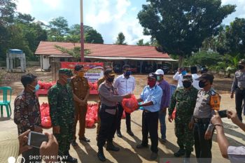 Pokdar Kamtibmas Labuhan Maringgai gelar bakti sosial