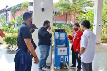 FT Unhas buat mesin pencuci tangan untuk cegah COVID-19