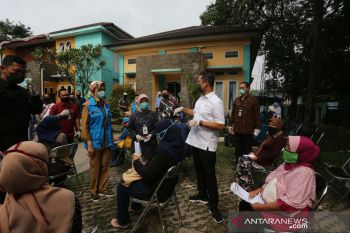 Kemensos tambah jumlah penerima Program Sembako sebanyak 4,8 juta keluarga