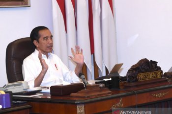 President Jokowi bans "mudik" for citizens to contain COVID-19 spread