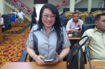 Bantu warga terdampak COVID-19, komisi IV DPRD Manado juga sentuh jurnalis dewan