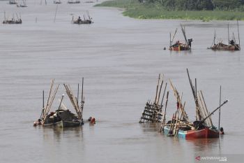 Tambang pasir ancam keberadaan jembatan