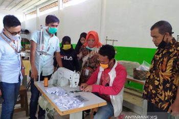 BRG berdayakan masyarakat desa gambut OKI produksi masker
