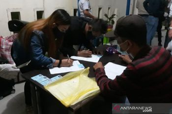 Puluhan penumpang kapal di Karimun diminta jalani karantina mandiri