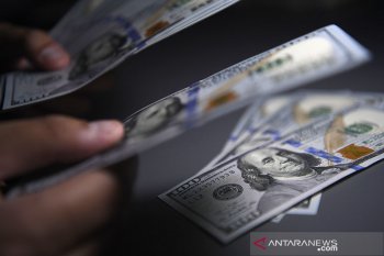 Dolar tetap lemah di Asia, Omicron masih jadi perhatian utama