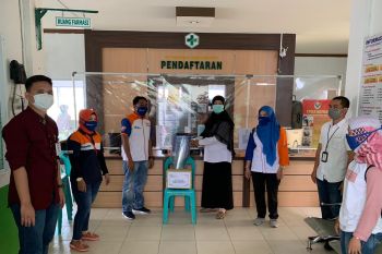 BRILink Mantap serahkan APD ke pelayanan kesehatan di Tembilahan
